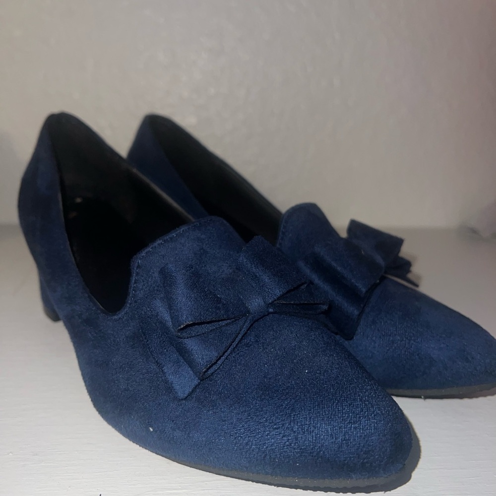Elegant Navy Blue Women's Shoes
